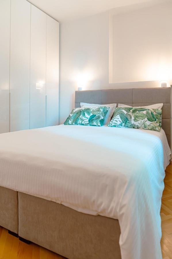 Franco'S Spacious Residence - Great Location Split Ngoại thất bức ảnh