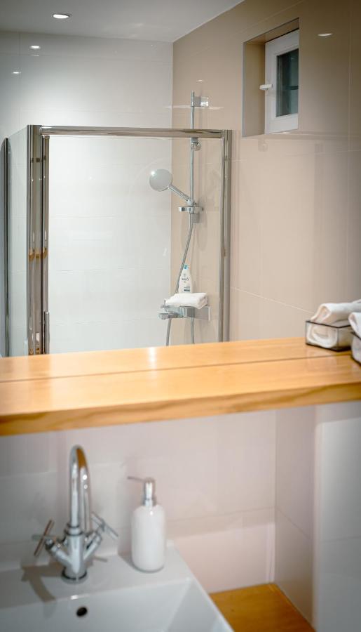 Franco'S Spacious Residence - Great Location Split Ngoại thất bức ảnh