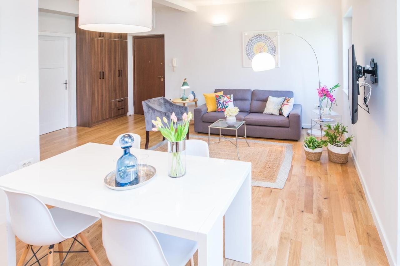 Franco'S Spacious Residence - Great Location Split Ngoại thất bức ảnh