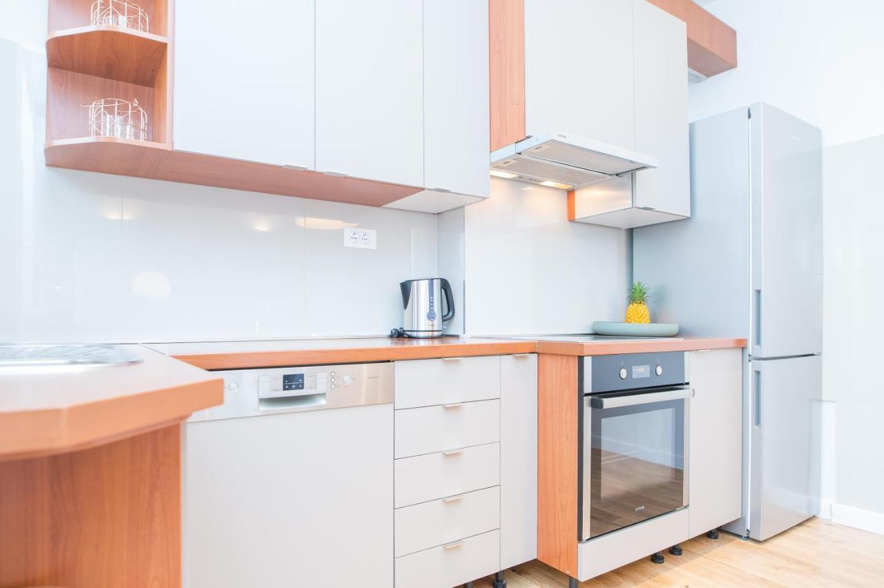 Franco'S Spacious Residence - Great Location Split Ngoại thất bức ảnh